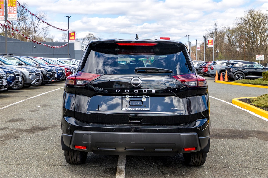 2025 Nissan Rogue S photo 6