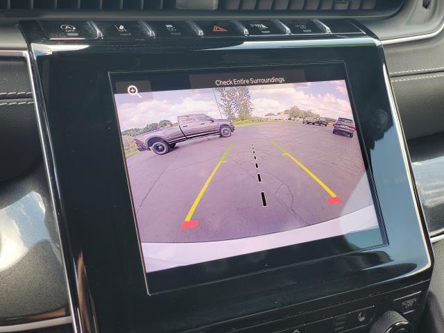 2022 Jeep Grand Cherokee Altitude photo 11