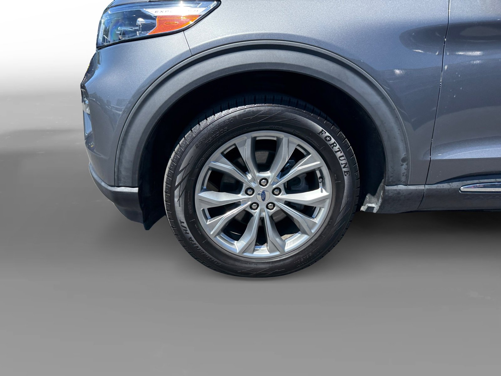 2021 Ford Explorer XLT photo 8