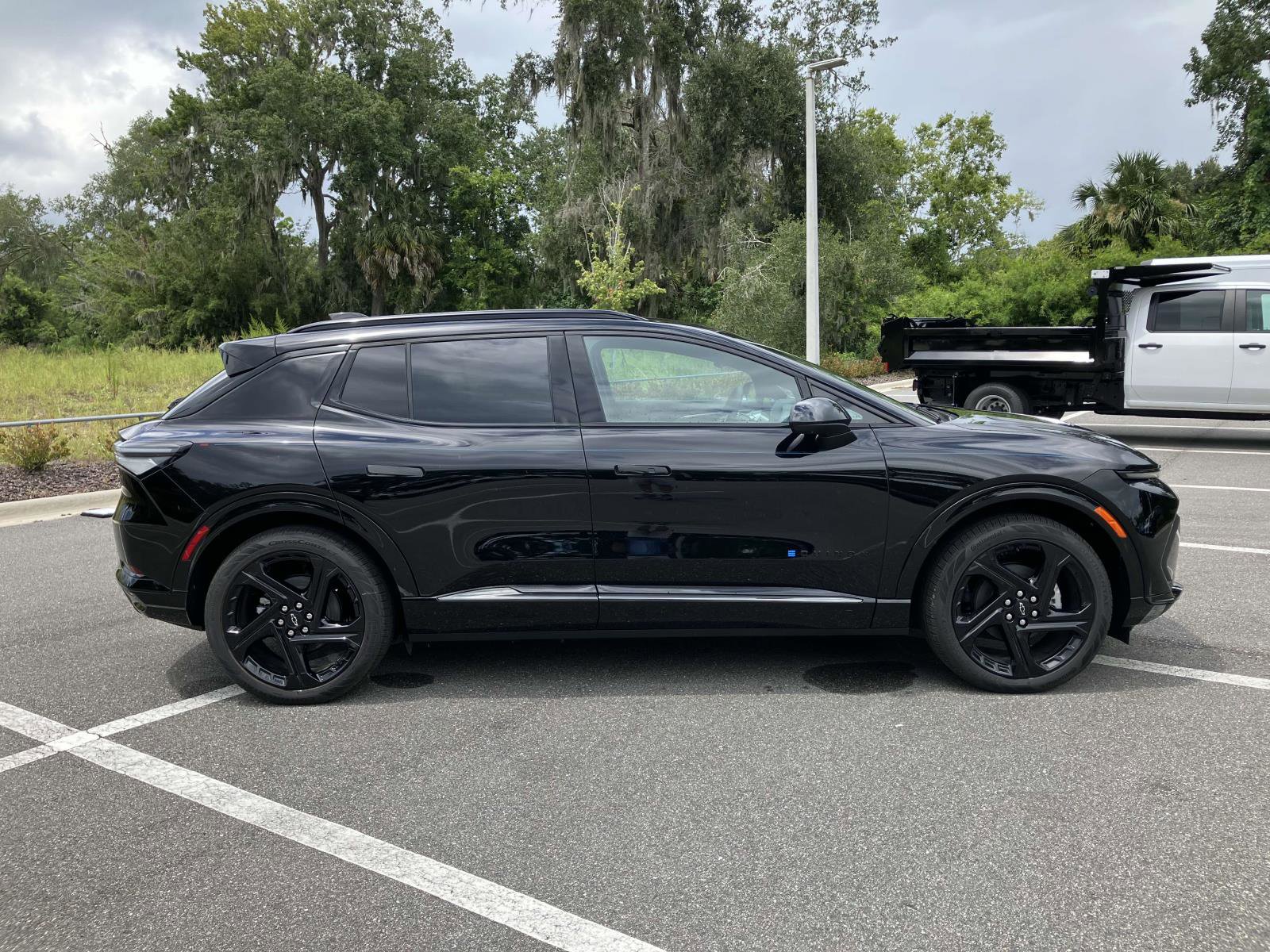2025 Chevrolet Equinox EV 3RS photo 2