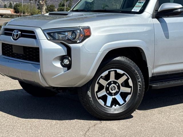 2024 Toyota 4Runner TRD Off-Road Premium photo 3