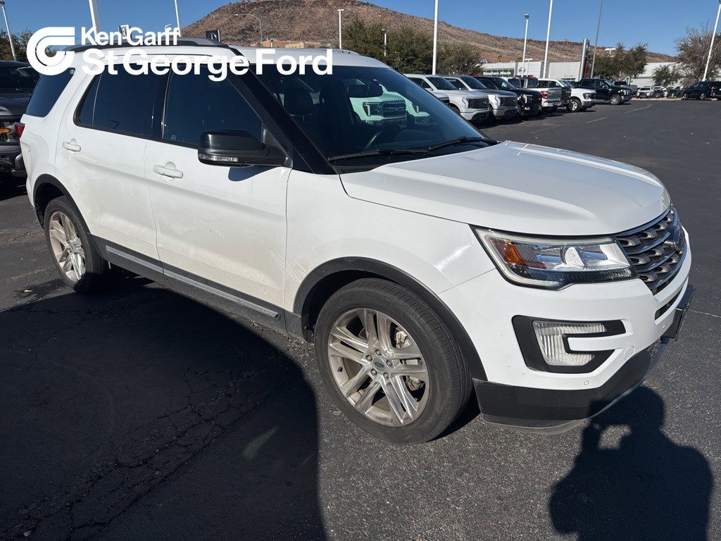 2017 Ford Explorer XLT's photo