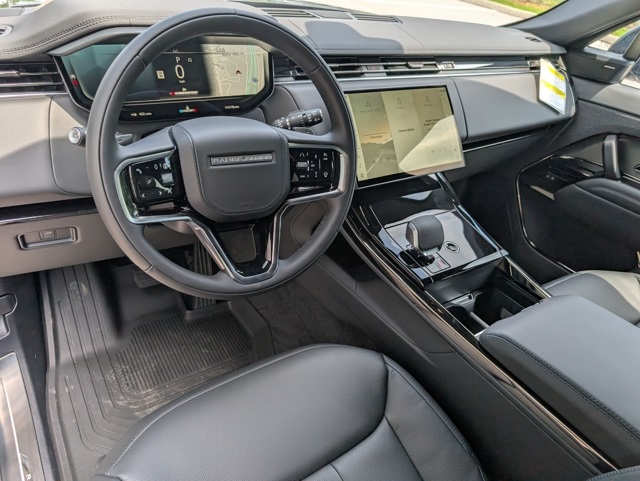 2025 Land Rover Range Rover Sport SE photo 4