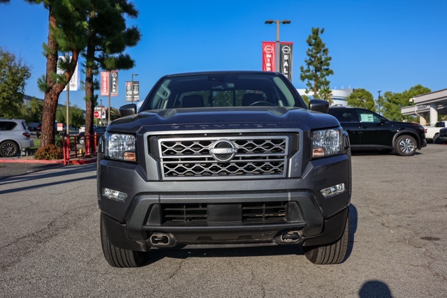 2024 Nissan Frontier SV photo 7