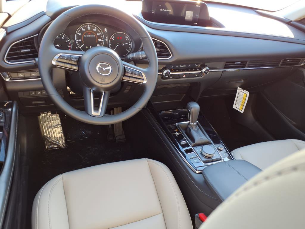 2025 Mazda CX-30 2.5 S Preferred photo 3
