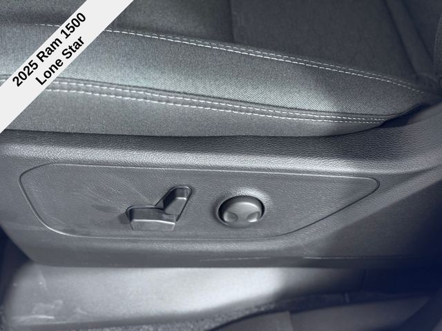 2025 Ram 1500 Big Horn Lone Star photo 10