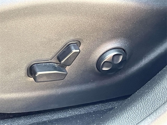 2020 Jeep Cherokee Limited photo 11
