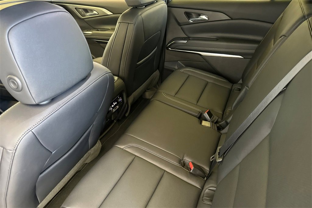 2026 Chevrolet Traverse photo 10