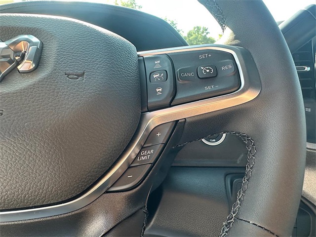 2025 Ram 5500 Tradesman photo 15