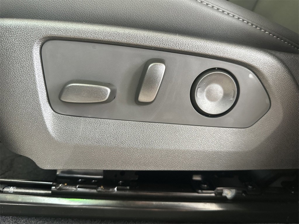 2026 Gmc Canyon Elevation photo 13