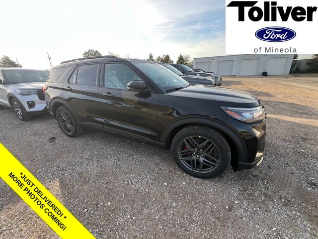 2026 Ford Explorer ST's photo