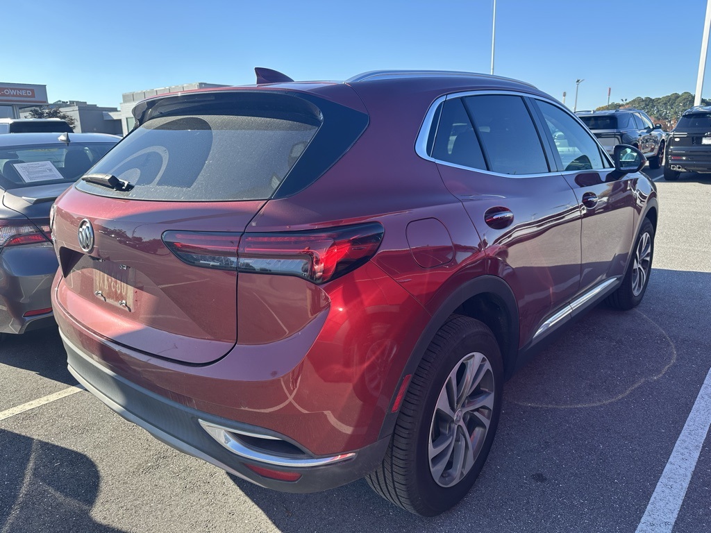 2022 Buick Envision Essence photo 3