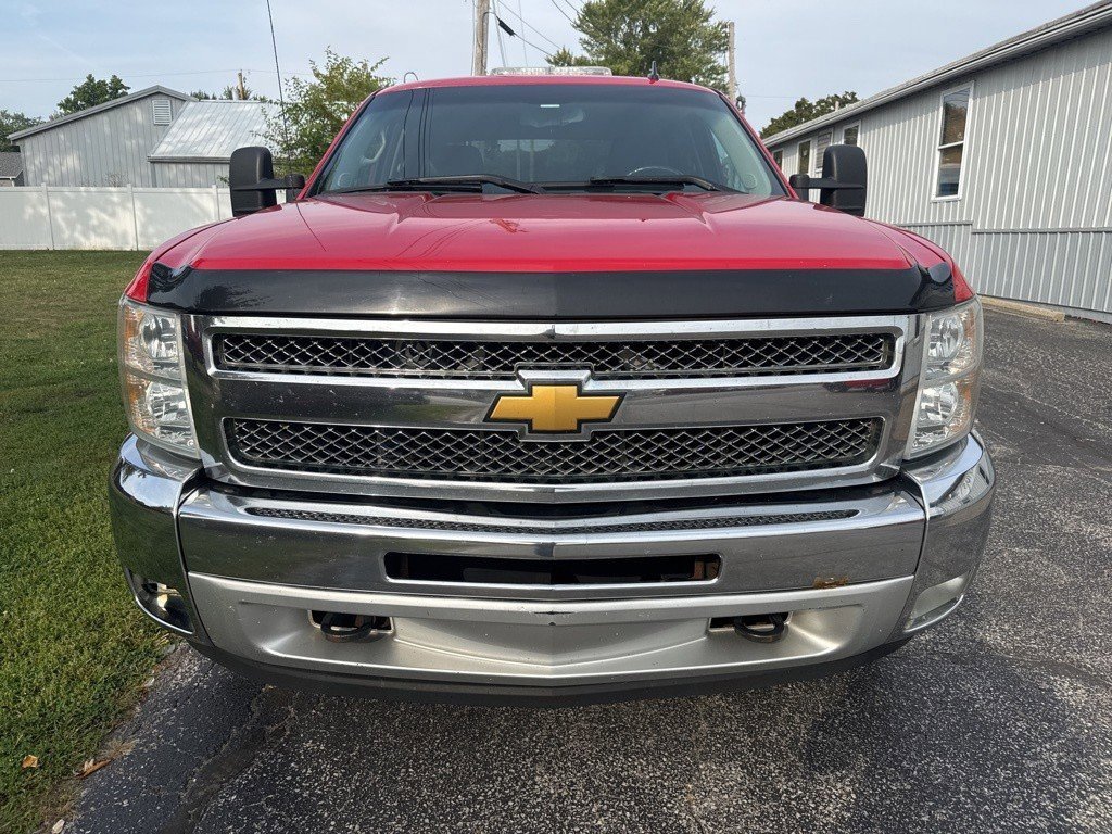 2012 Chevrolet Silverado 1500 LT photo 2