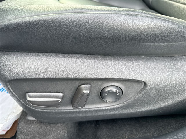 2024 Toyota Highlander XLE photo 4