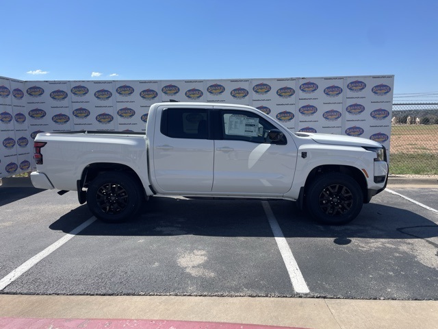2026 Nissan Frontier SV's photo
