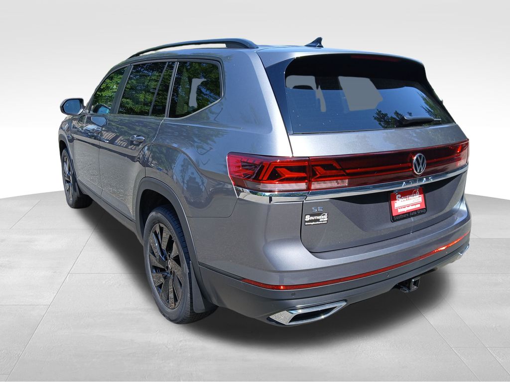 2025 Volkswagen Atlas SE Technology photo 2