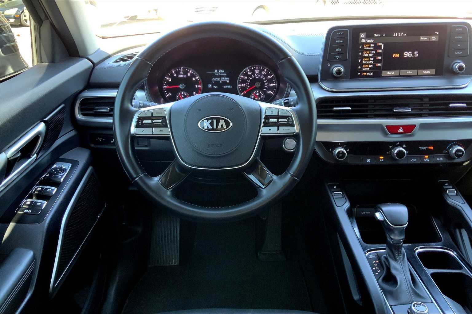 2021 Kia Telluride S photo 2