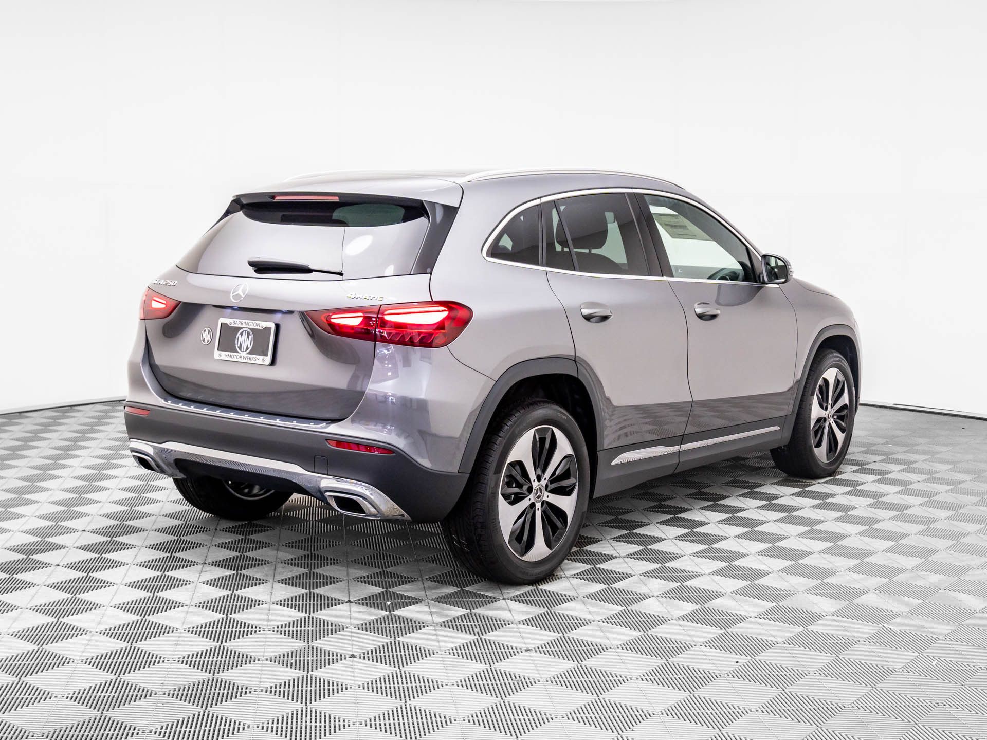 2026 Mercedes Benz GLA 250 4MATIC photo 4