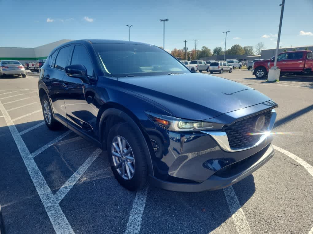 2023 Mazda CX-5 Preferred's photo