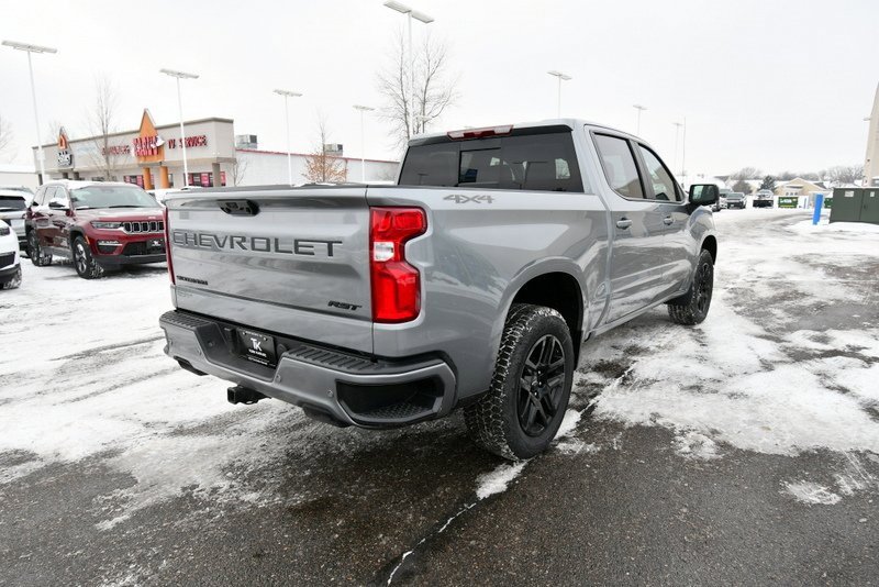 2026 Chevrolet Silverado 1500 RST photo 3