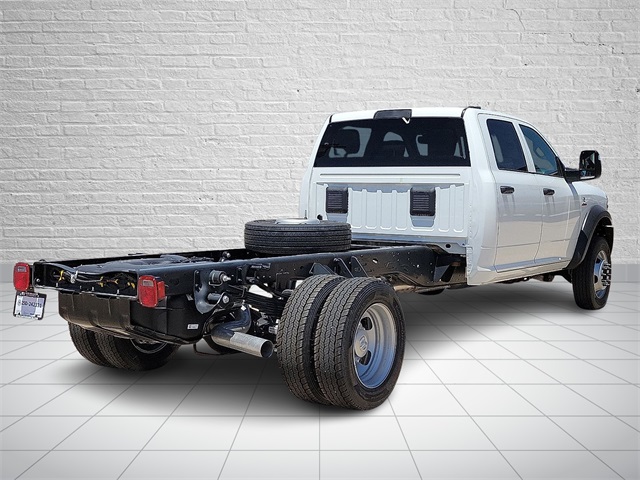2025 Ram 5500 Tradesman photo 4