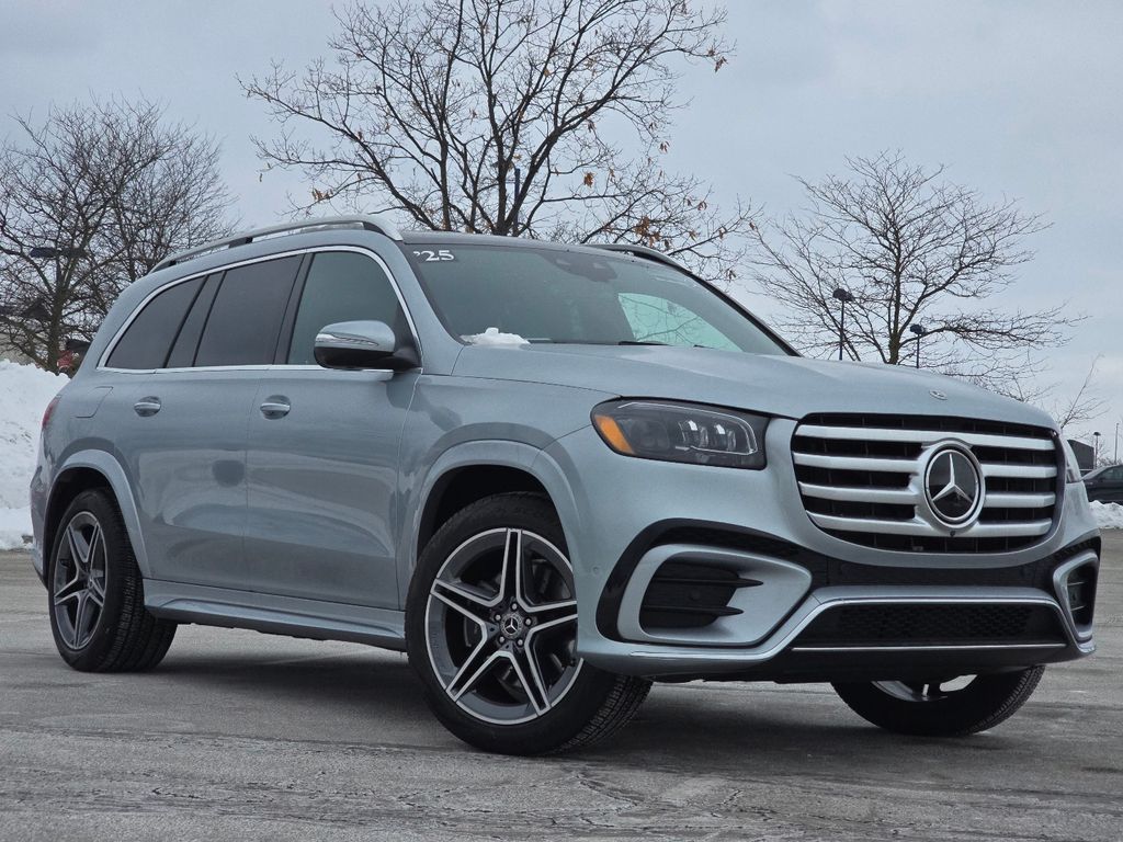 2025 Mercedes-Benz GLS
