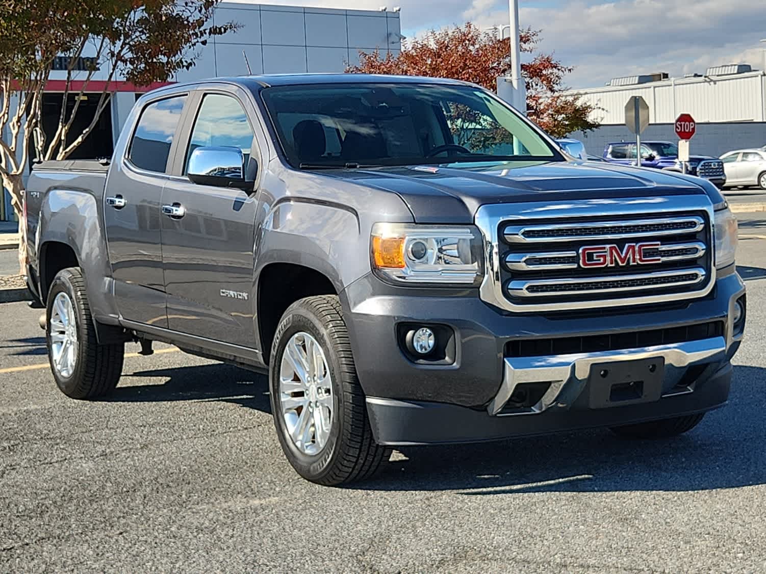 2017 Gmc Canyon SLT photo 2