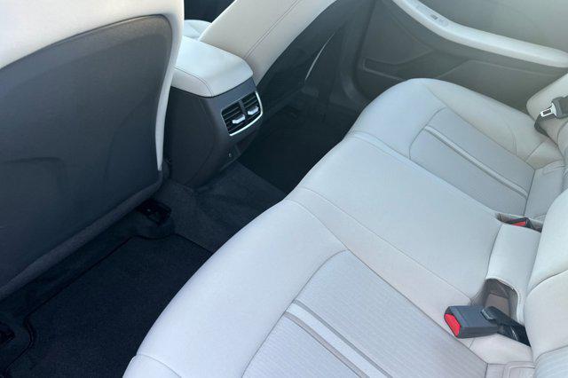 2026 Hyundai Sonata Hybrid Blue photo 12