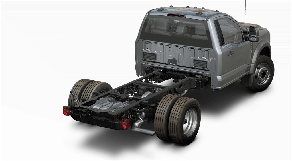 2024 Ford F-600 photo 4
