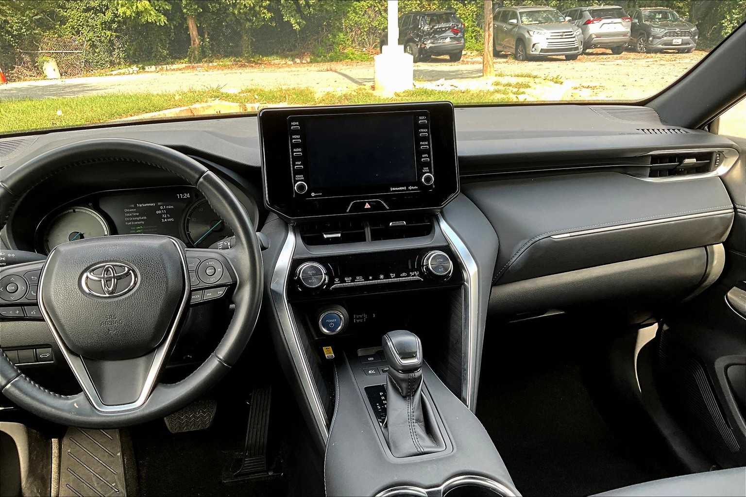 2022 Toyota Venza XLE photo 6