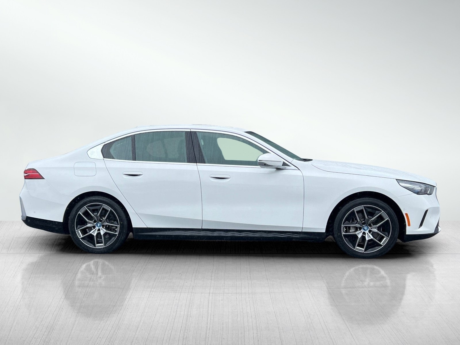 2024 Bmw i5 eDrive40 photo 3