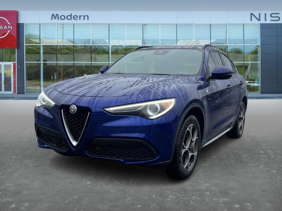 2022 Alfa Romeo Stelvio Ti's photo