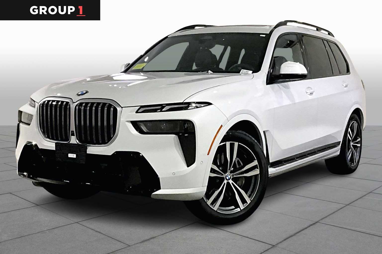 2025 BMW X7 40i's photo