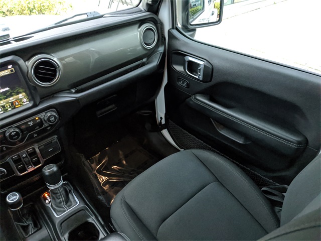 View 16
