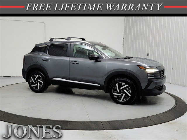 2026 Nissan KICKS SV's photo