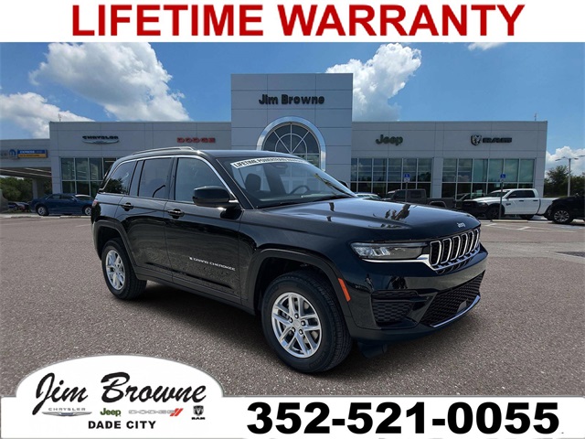 2025 Jeep Grand Cherokee Laredo's photo