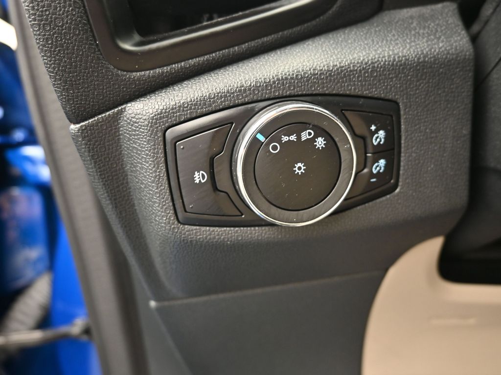 2021 Ford EcoSport SE photo 13