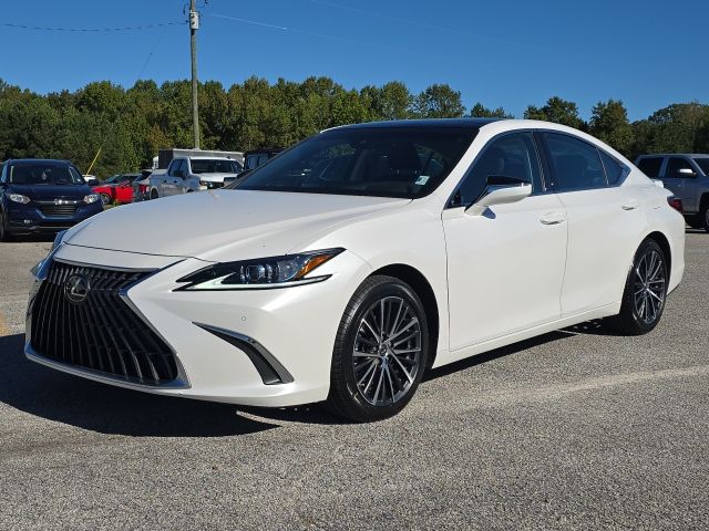 2023 Lexus ES 350 Luxury's photo