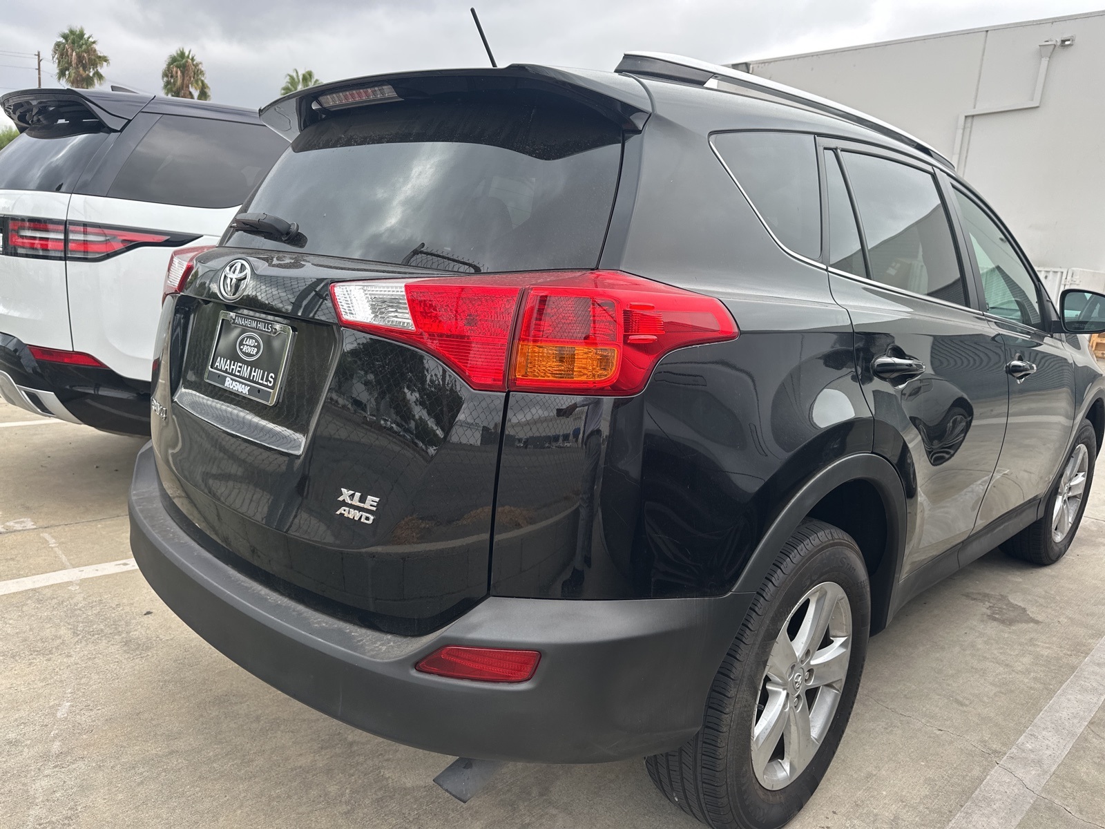 2013 Toyota RAV4 XLE photo 3
