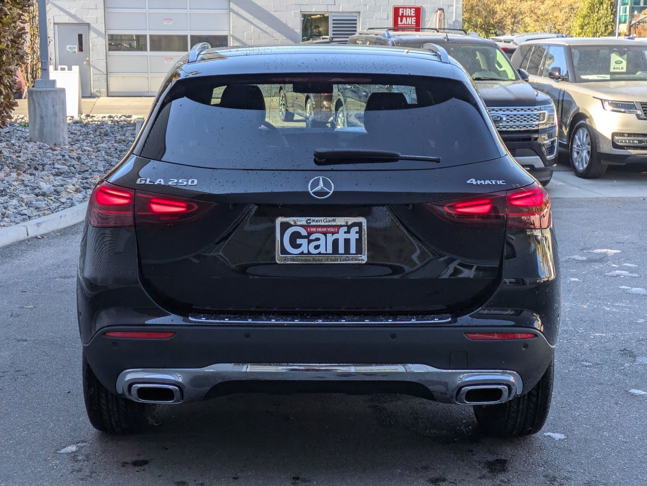 2025 Mercedes Benz GLA 250 4MATIC photo 4