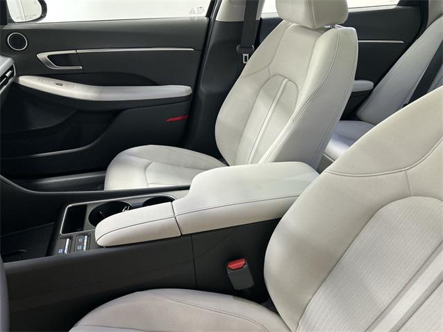 2025 Hyundai Sonata SEL Convenience photo 27