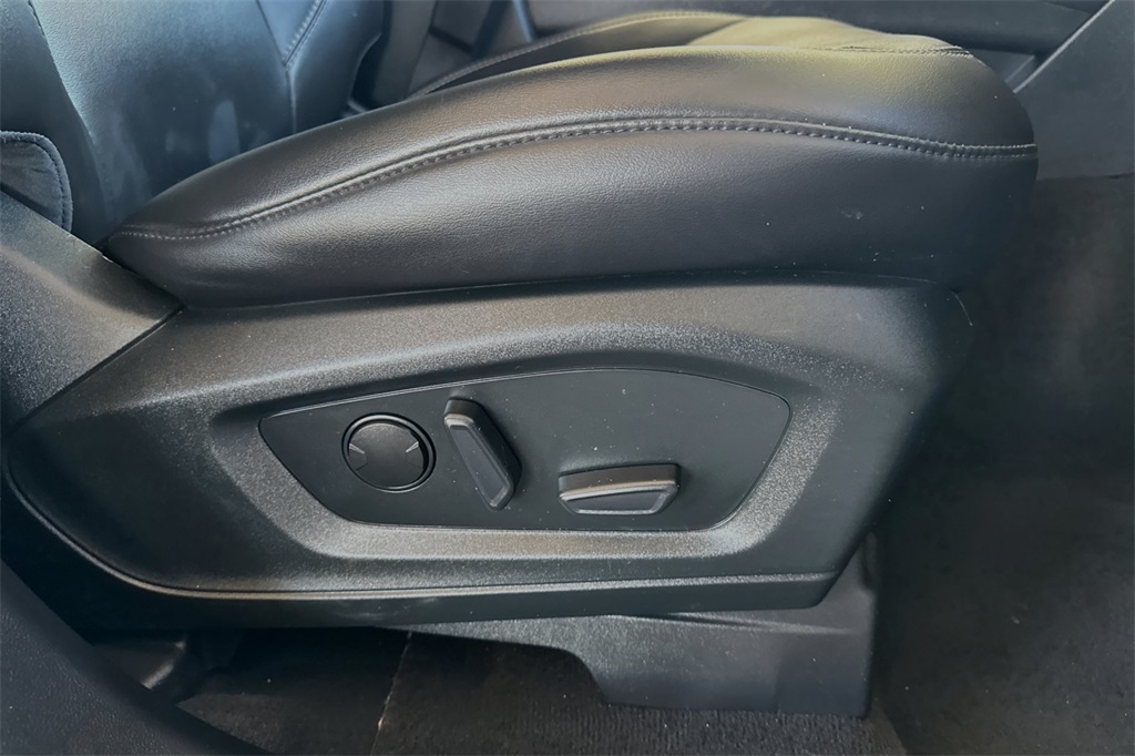 2022 Ford Explorer XLT photo 26