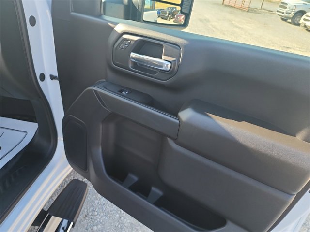 2025 Chevrolet Silverado 2500HD photo 12