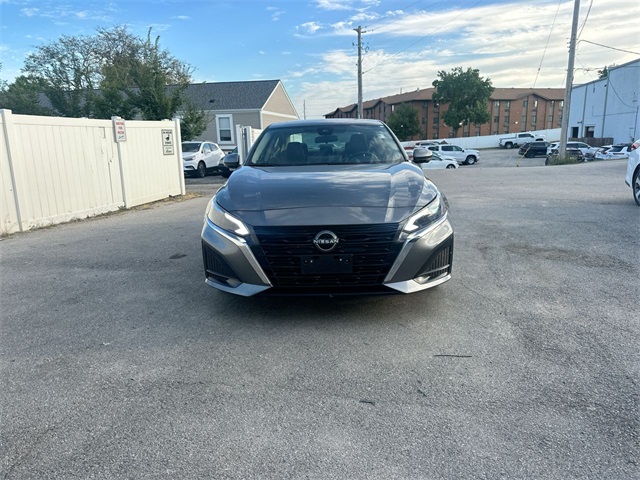 2023 Nissan Altima 2.5 SL photo 8