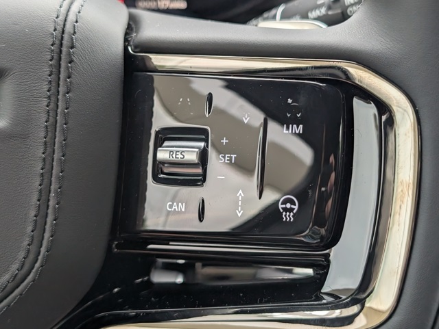 2025 Land Rover Range Rover Sport SE photo 17