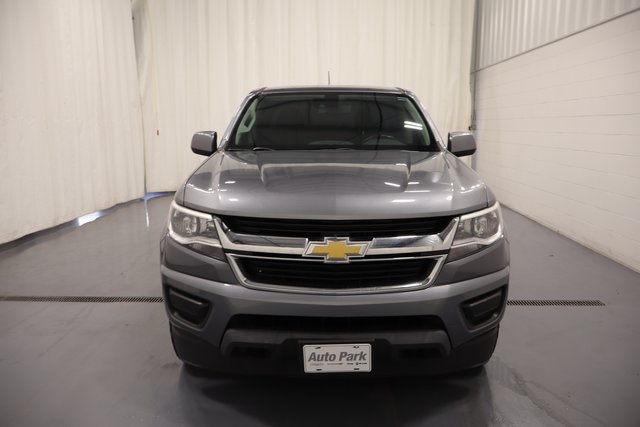 2020 Chevrolet Colorado LT photo 3