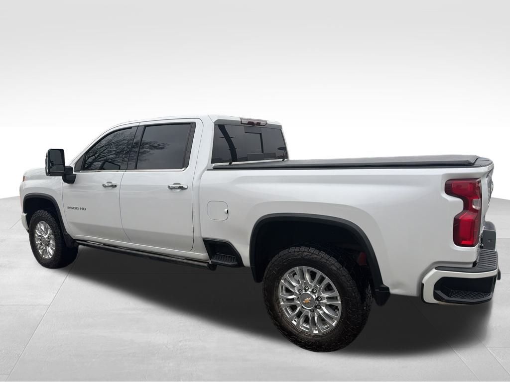 2022 Chevrolet Silverado 2500HD High Country photo 4