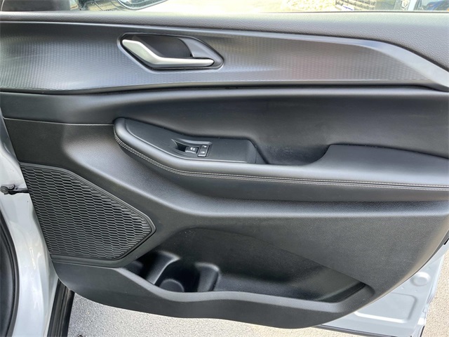 2024 Jeep Grand Cherokee Altitude photo 23