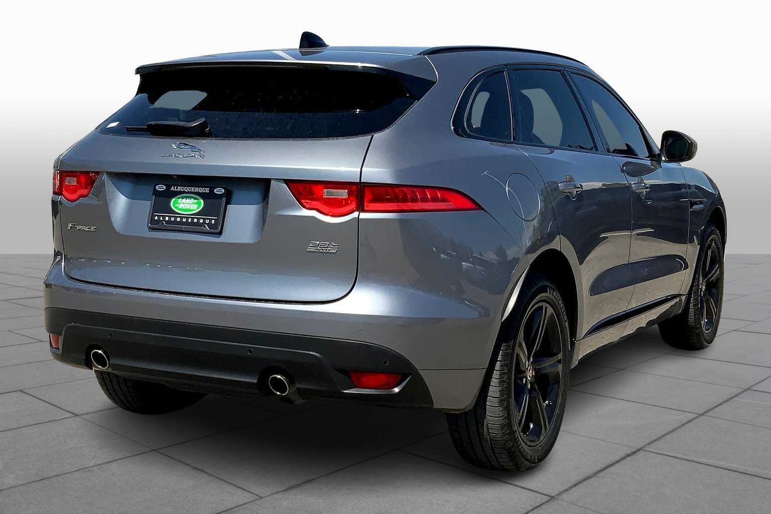 2020 Jaguar F-PACE Checkered Flag Edition photo 10