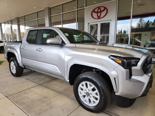 2025 Toyota Tacoma SR5 4x4 Double Cab photo 3